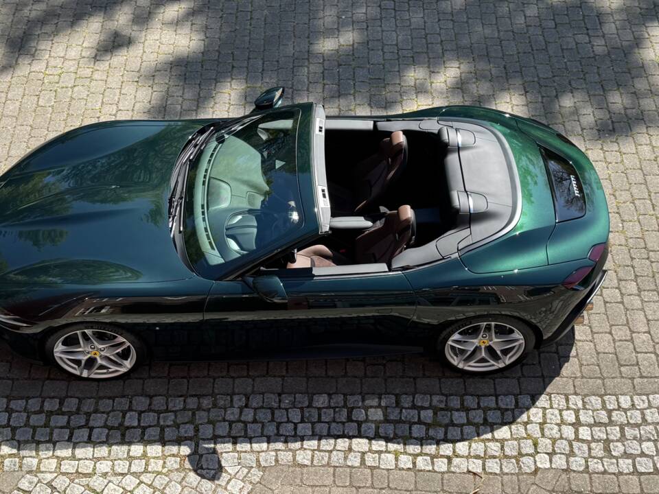 Bild 54/97 von Ferrari Roma Spider (2011)