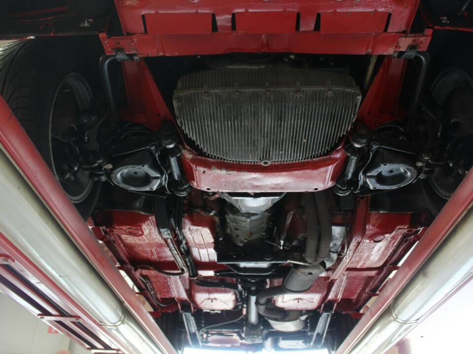 Immagine 8/50 di Alfa Romeo 2.0 Spider (1991)