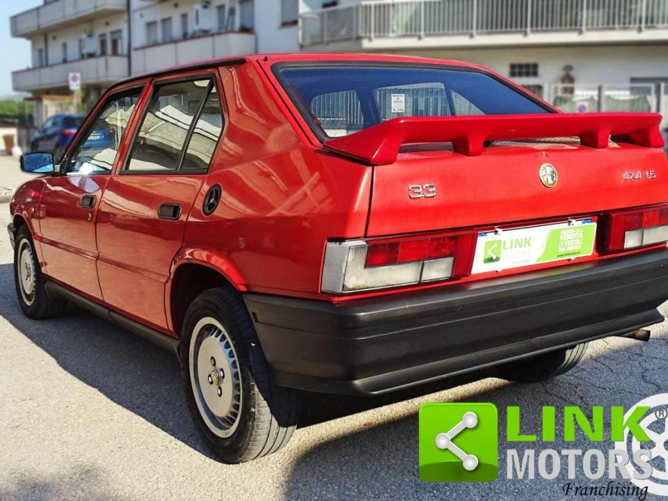 Imagen 5/10 de Alfa Romeo 33 - 1.5 4x4 (1989)