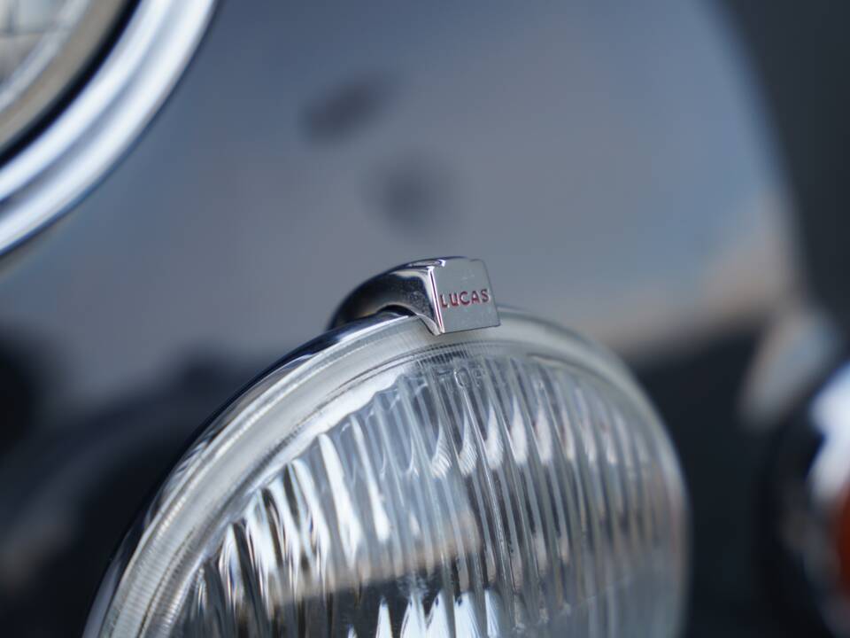 Bild 39/50 von Jaguar XK 150 3.8 S FHC (1960)