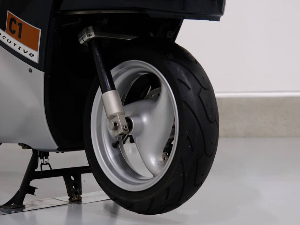 Image 17/51 of BMW C1 125 (2001)