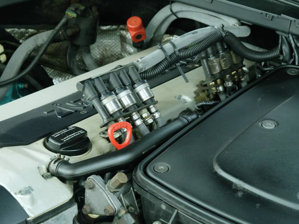 Bild 21/50 von Mercedes-Benz 300 SE (1991)
