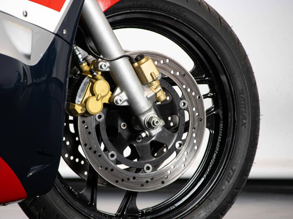 Immagine 9/50 di Suzuki GSX-R 1100 (1986)