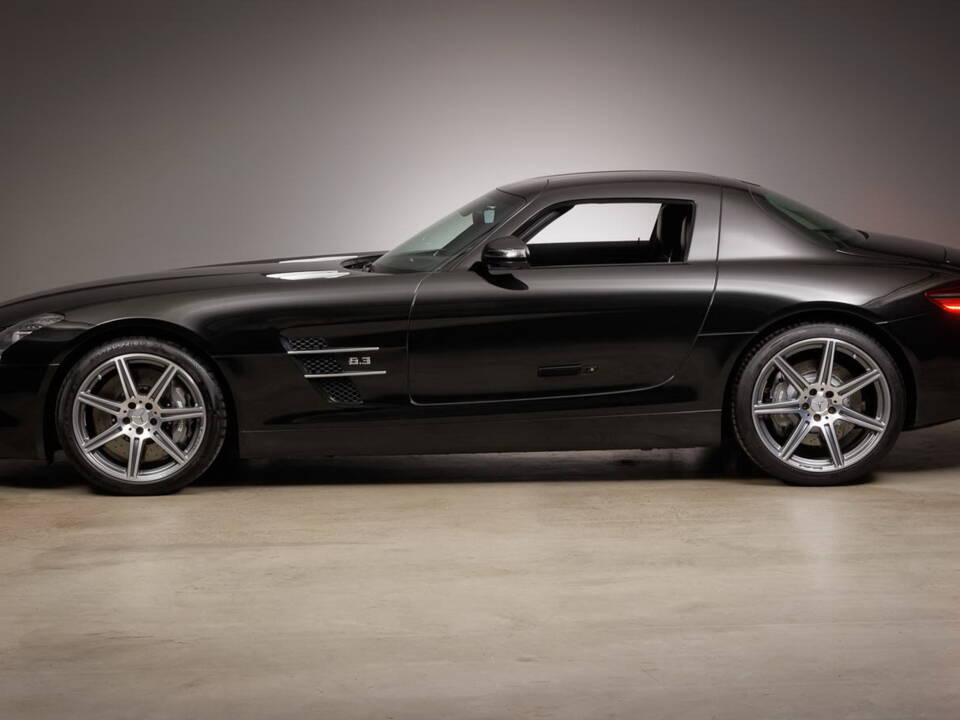 Bild 10/34 von Mercedes-Benz SLS AMG (2013)
