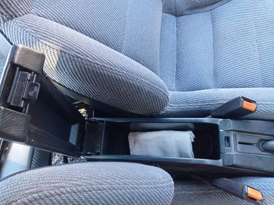 Image 47/53 of Nissan Pulsar (1989)