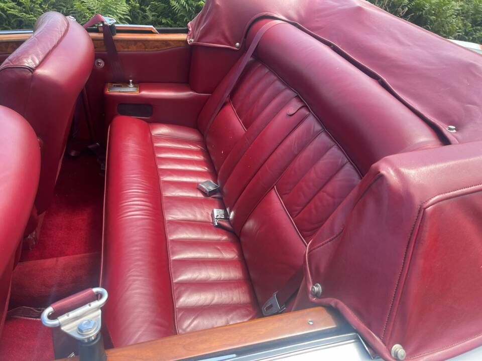 Afbeelding 9/12 van Bentley Corniche I (1971)