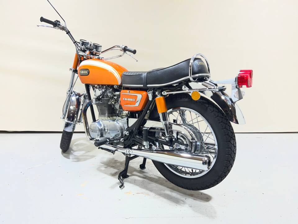Image 12/16 of Yamaha XS 1 (1971)
