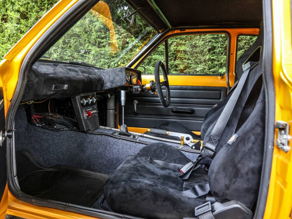 Bild 26/30 von Ford Escort RS 2000 (1970)