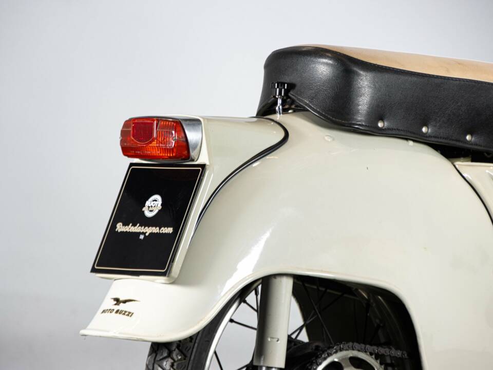 Imagen 12/50 de Moto Guzzi DUMMY (1962)