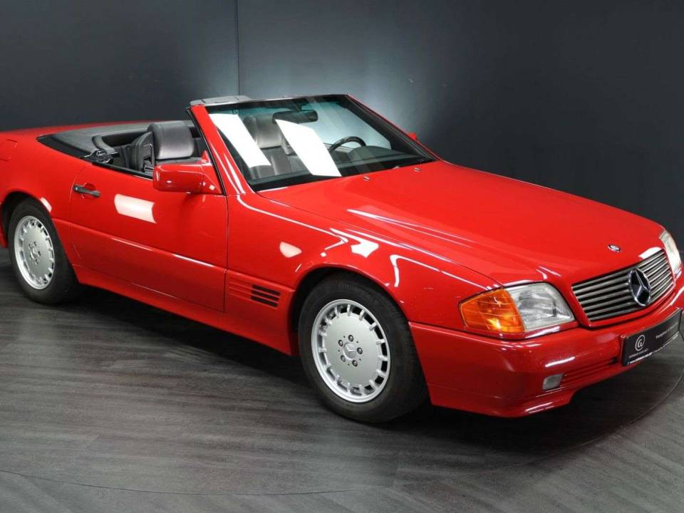 Image 8/30 of Mercedes-Benz 300 SL-24 (1991)