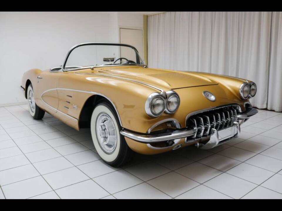 Image 8/100 of Chevrolet Corvette (1958)