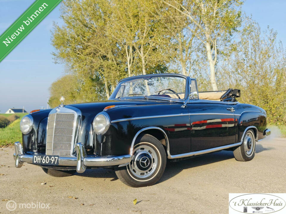 Immagine 1/49 di Mercedes-Benz 220 S Cabriolet (1958)