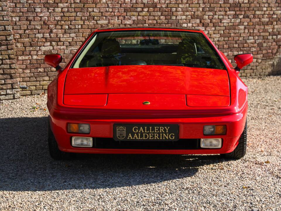 Image 7/50 of Lotus Esprit SE (1992)