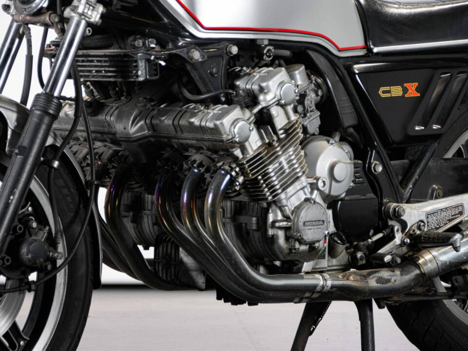 Image 43/50 of Honda DUMMY (1980)