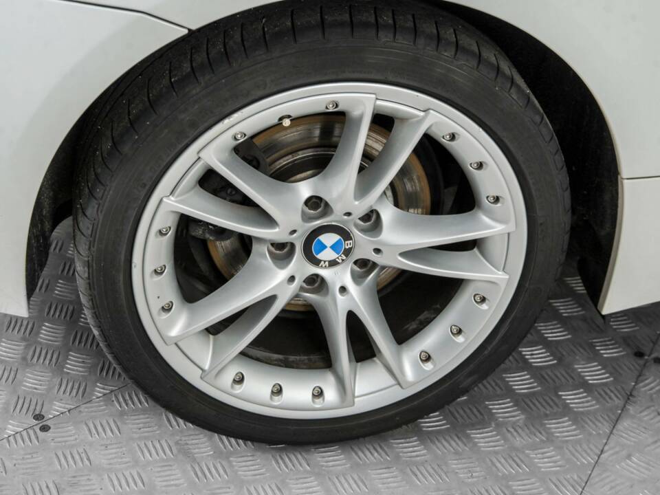 Image 16/50 of BMW Z4 sDrive23i (2010)