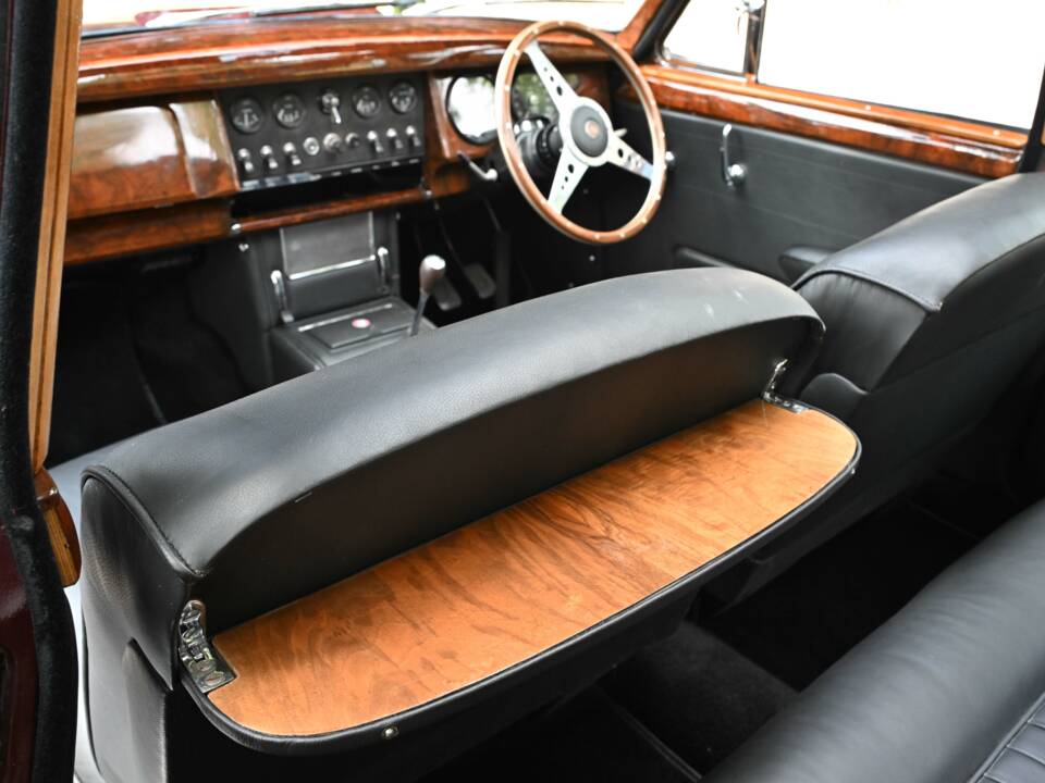 Bild 31/48 von Jaguar Mk II 3.4 (1963)