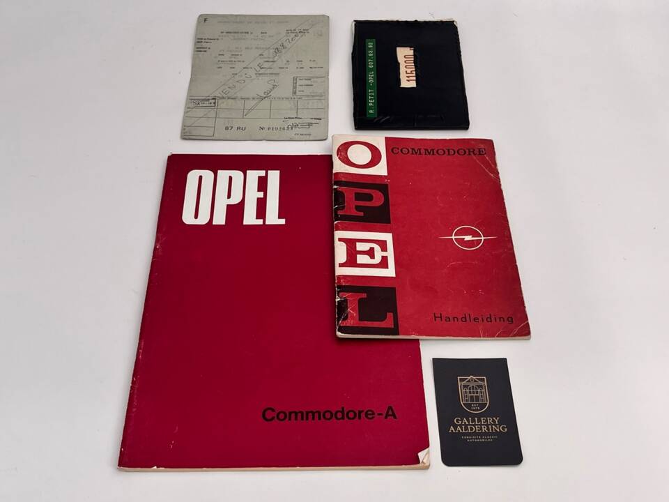 Bild 11/50 von Opel Commodore 2,5 S (1967)