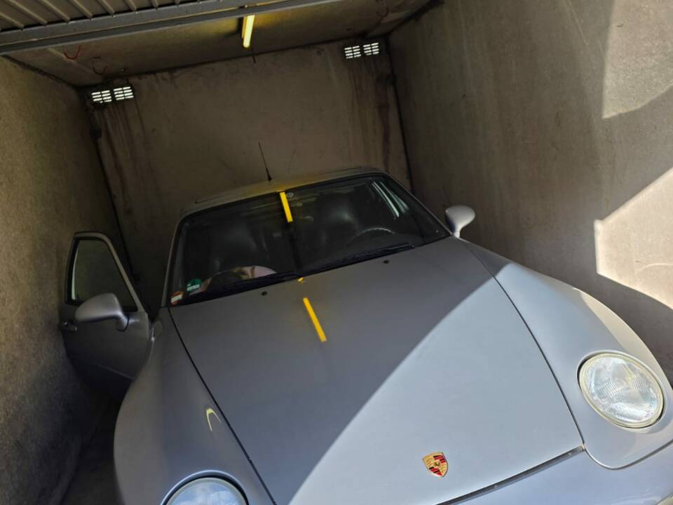 Image 14/28 of Porsche 968 (1993)