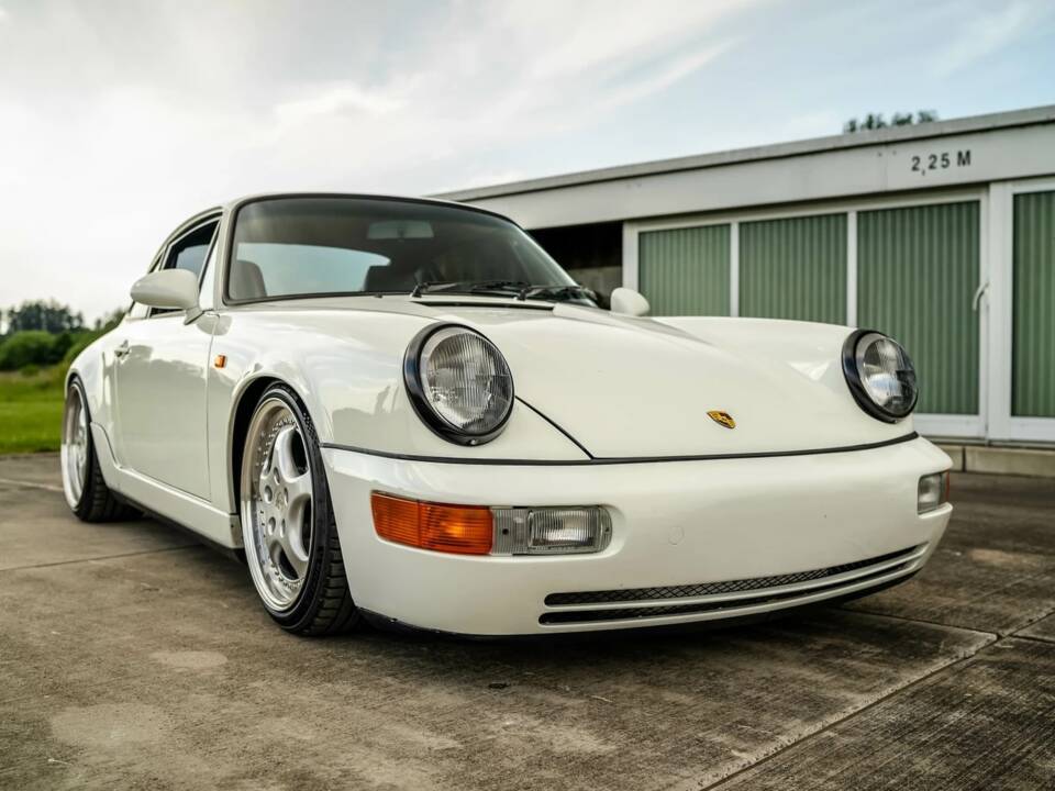 Afbeelding 1/13 van Porsche 911 Carrera 4 (1989)