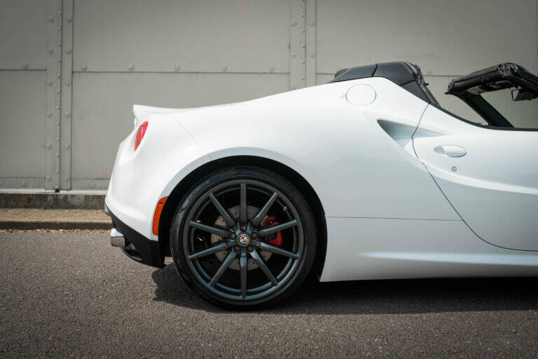 Imagen 10/32 de Alfa Romeo 4C Spider (2016)