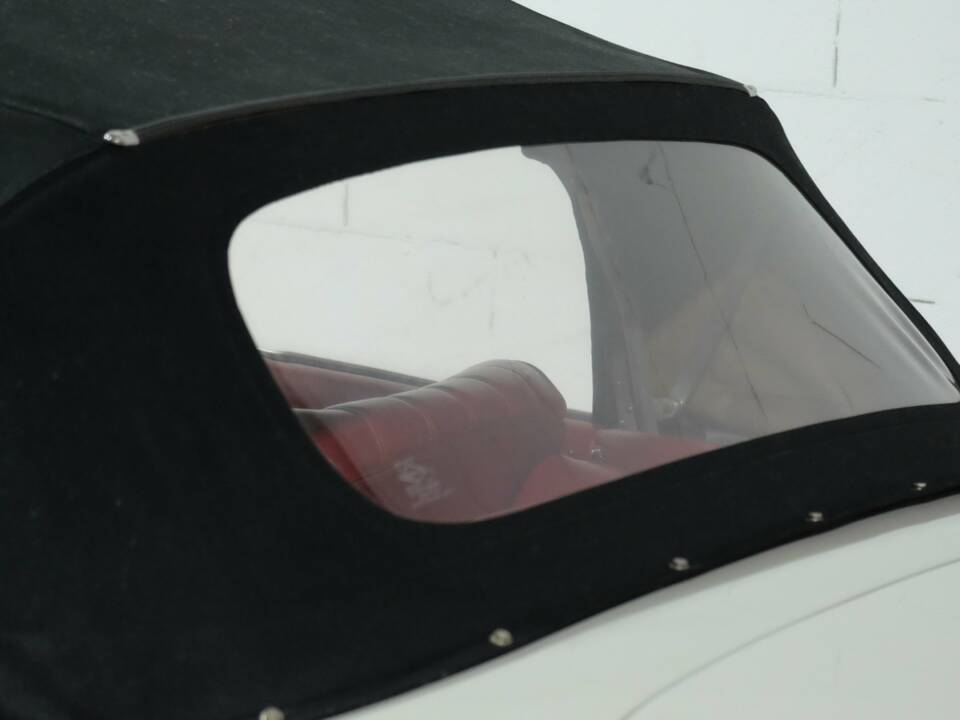 Image 19/31 of Mercedes-Benz 190 SL (1959)