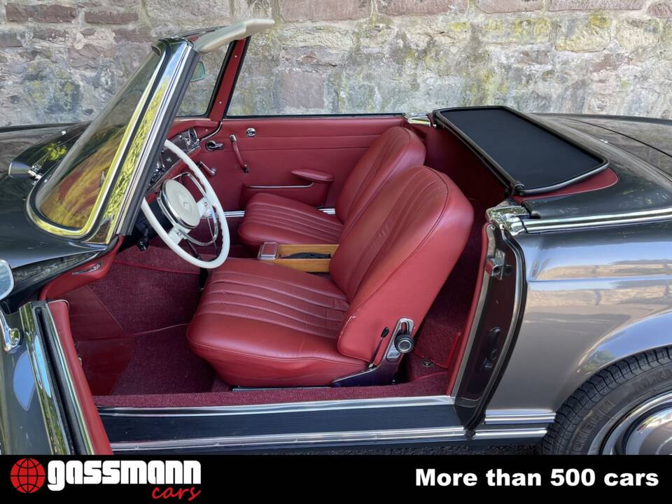 Image 14/15 of Mercedes-Benz 230 SL (1964)
