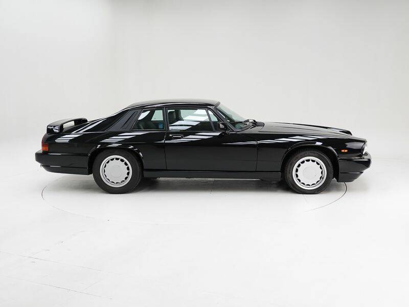 Image 9/15 of Jaguar XJRS 6.0 (1991)