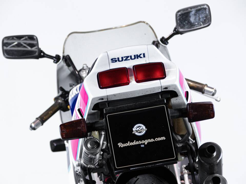 Immagine 33/50 di Suzuki RGV 250 Gamma (1992)
