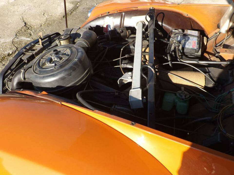 Image 40/50 of Citroën Dyane (1982)