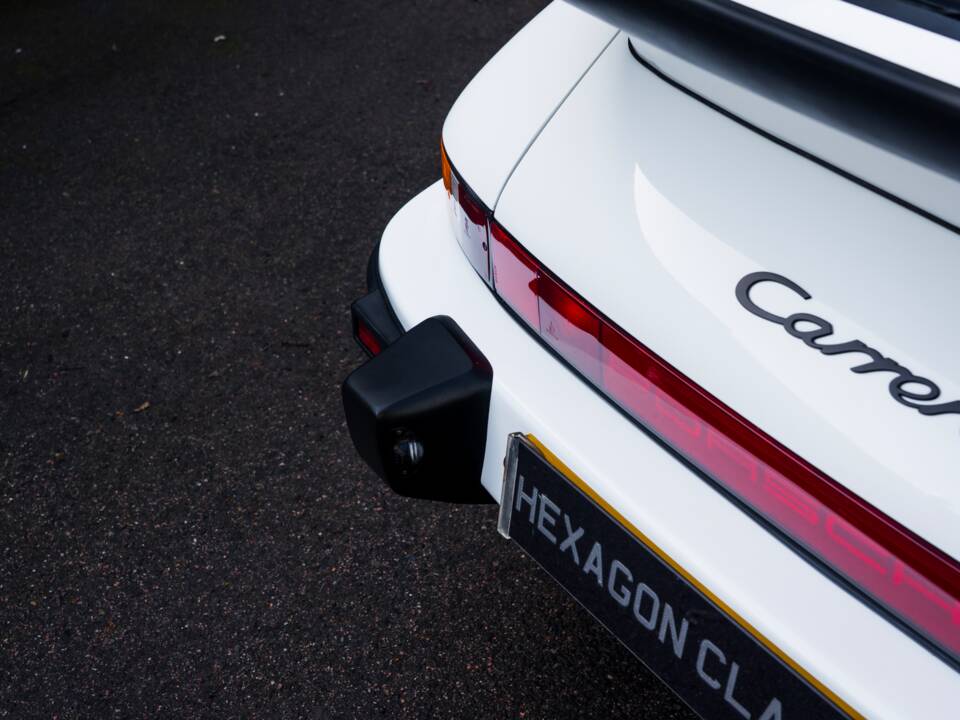Bild 9/60 von Porsche 911 Carrera 3.2 (1987)