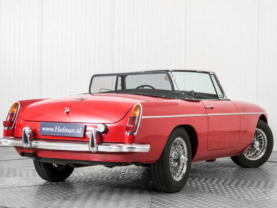 Afbeelding 44/50 van MG MGB (1966)