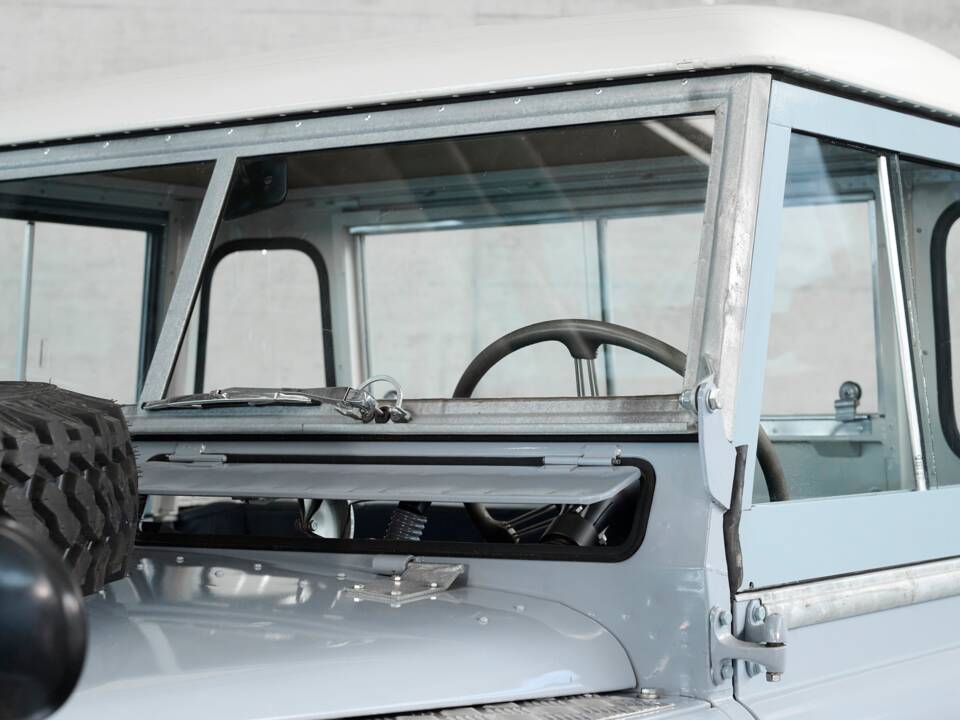 Bild 5/50 von Land Rover 88 (1961)
