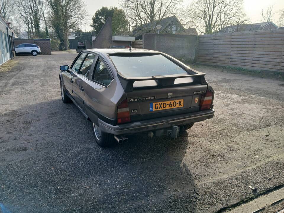 Image 5/8 of Citroën CX 22 TRS (1987)