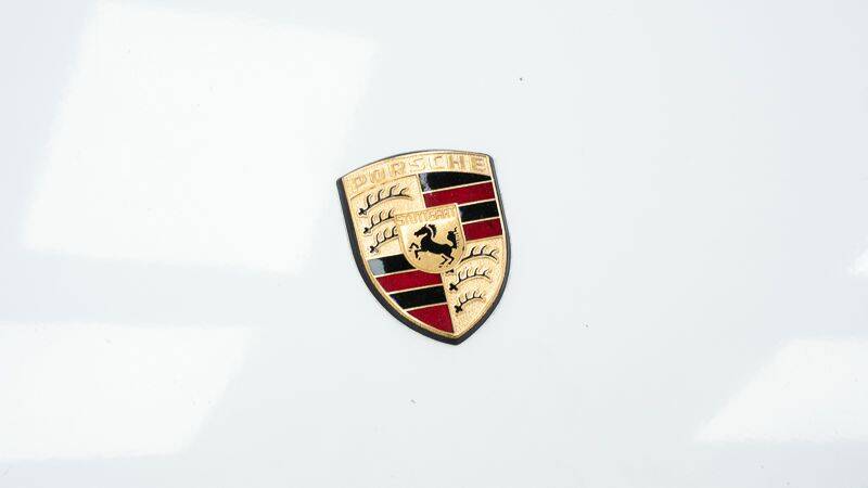 Afbeelding 13/15 van Porsche 911 Carrera 2 (1990)