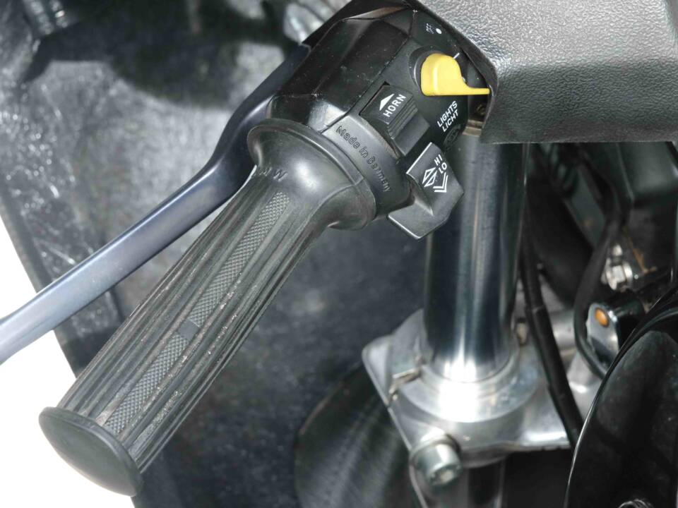 Image 12/45 of BMW R 100/7 (1977)