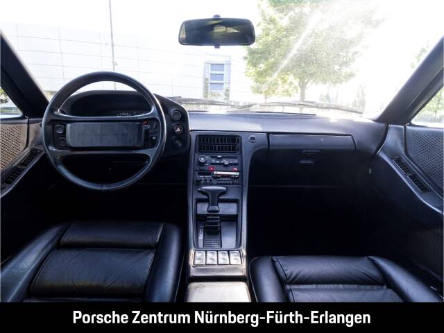 Image 20/46 of Porsche 928 S (1985)