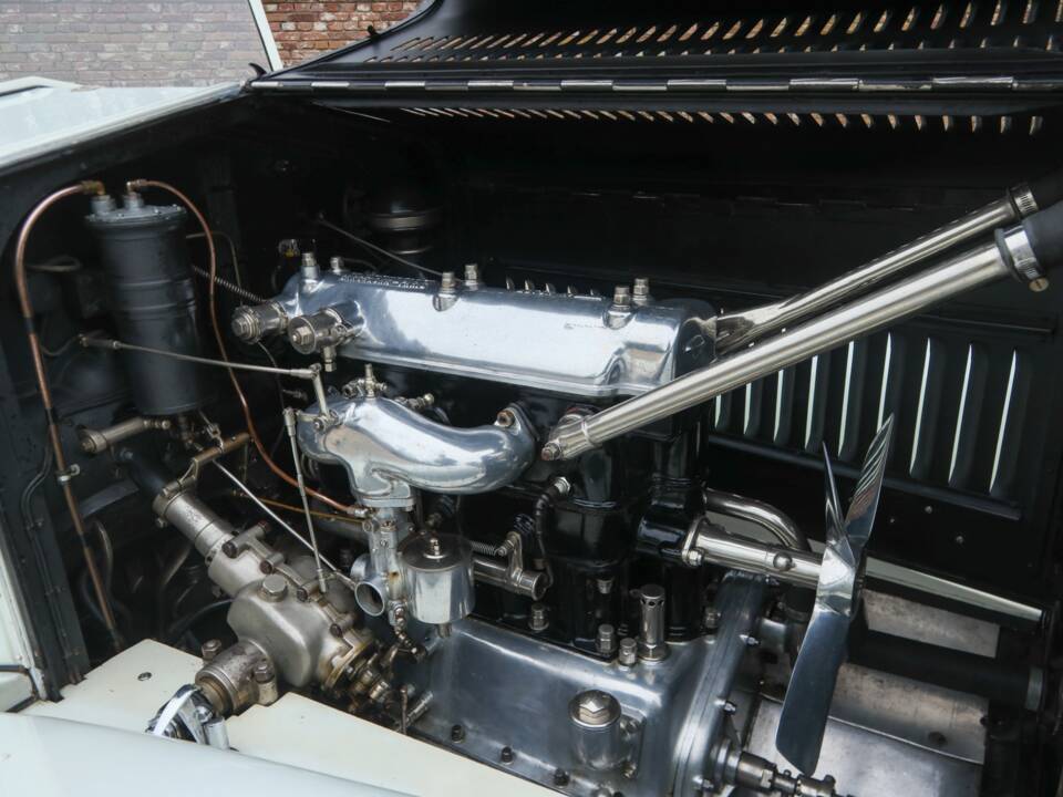 Image 24/50 of Hispano-Suiza 16 HP (1922)
