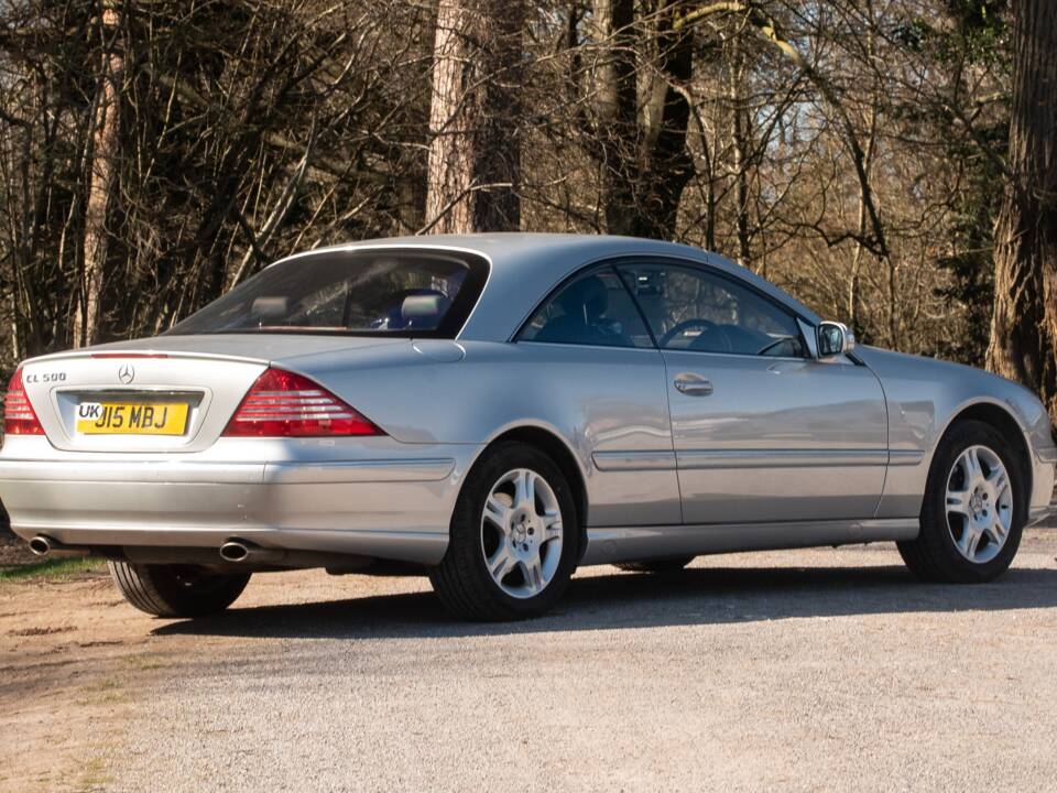 Image 3/50 of Mercedes-Benz CL 500 (2002)