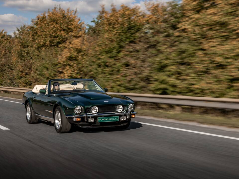 Bild 10/70 von Aston Martin V8 Vantage Volante X-Pack (1989)
