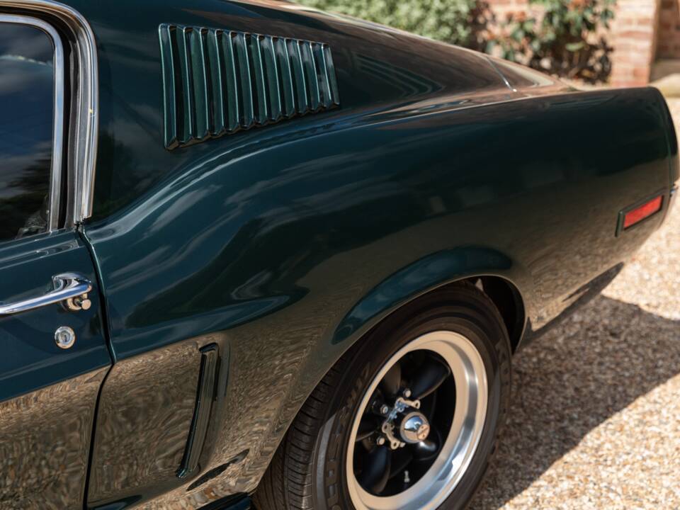 Image 7/50 of Ford Mustang Bullitt &quot;Limited Edition&quot; (1967)