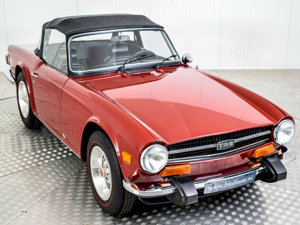Image 46/50 de Triumph TR 6 (1974)