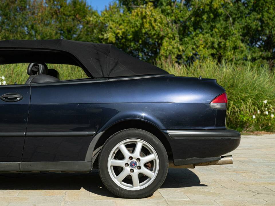 Bild 21/50 von Saab 900 2.0i (1997)