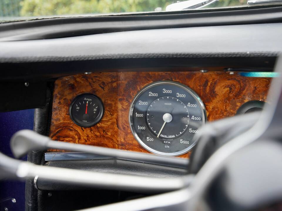 Image 17/50 of Facel Vega Facel II (1962)