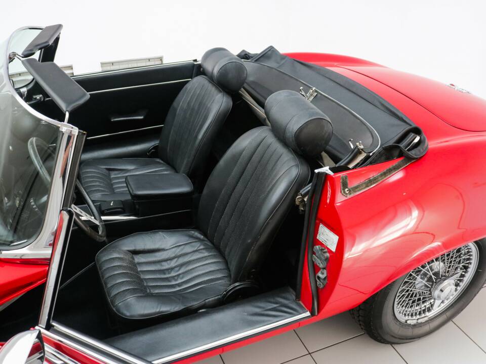Bild 10/48 von Jaguar E-Type V12 (1973)