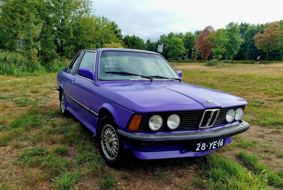 Image 3/8 de BMW 323i Baur TC (1976)