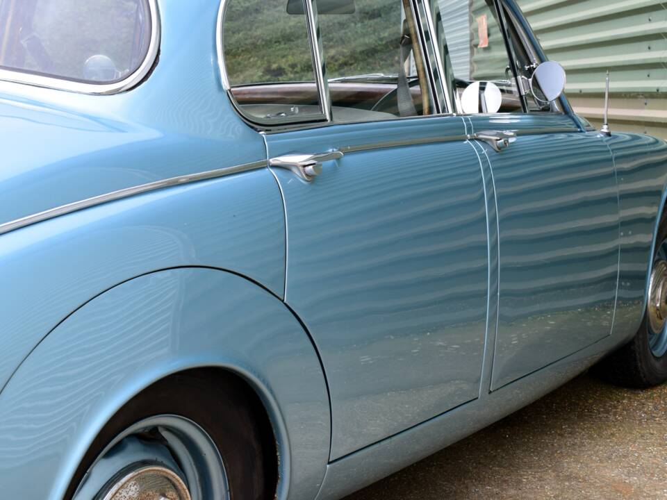 Immagine 8/21 di Jaguar Mk II 3.4 (1966)