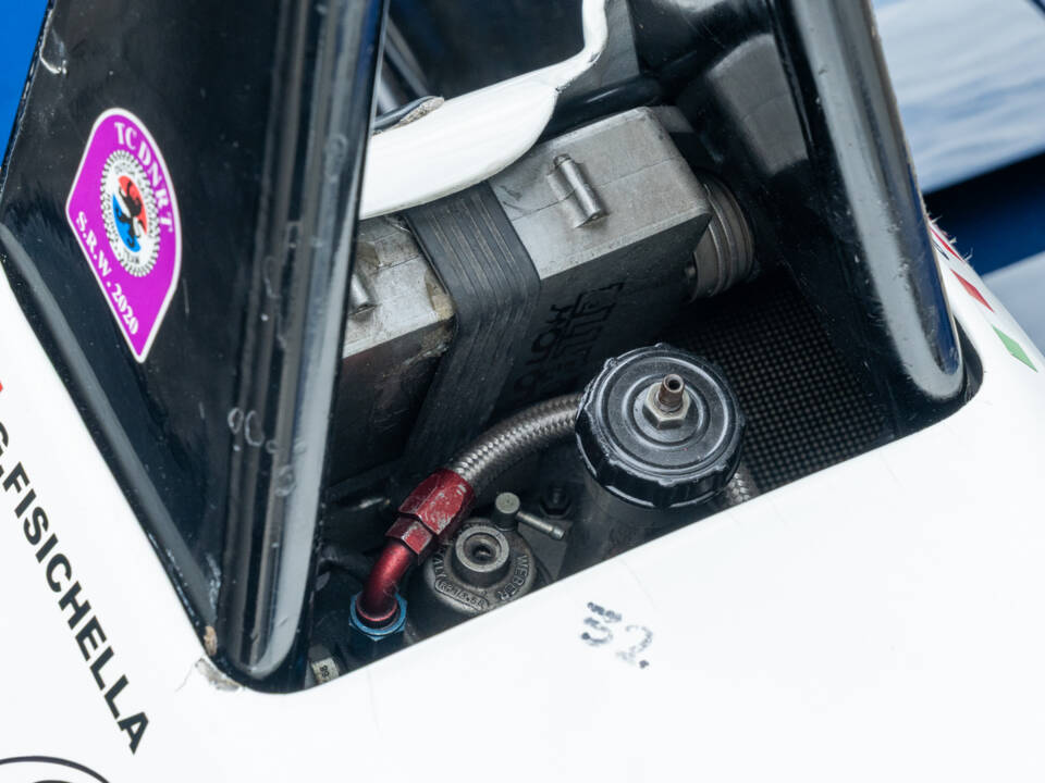 Image 57/64 of Dallara F392 Formula 3 (1992)