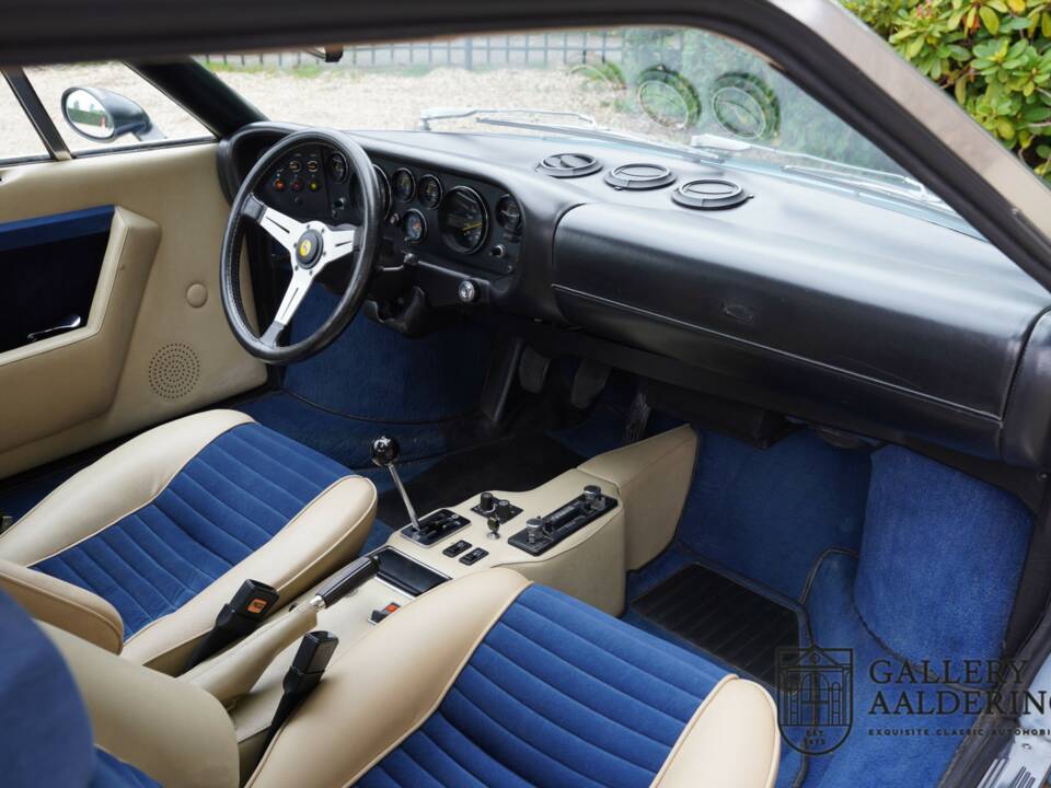 Image 48/50 of Ferrari Dino 208 GT4 (1976)