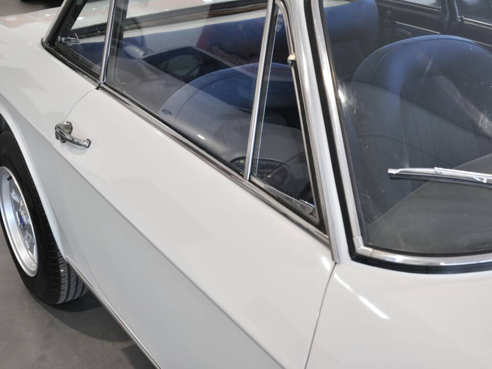 Image 16/32 of Lancia Fulvia 1.3 S (1973)