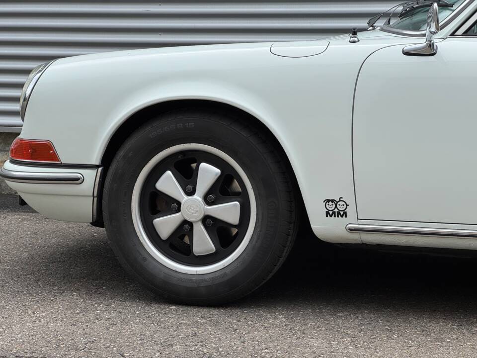 Afbeelding 4/57 van Porsche 911 2.4 T (1971)